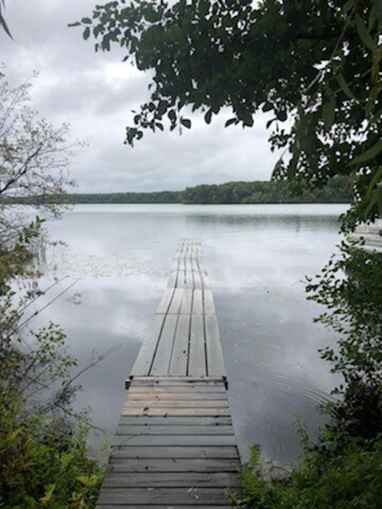 The Green Lake Getaway - Shared Lake Access! Interlochen 外观 照片